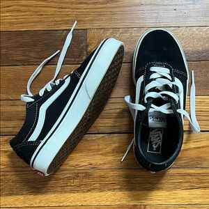 Vans Black & White Old Skool Skate Kids Sneakers
